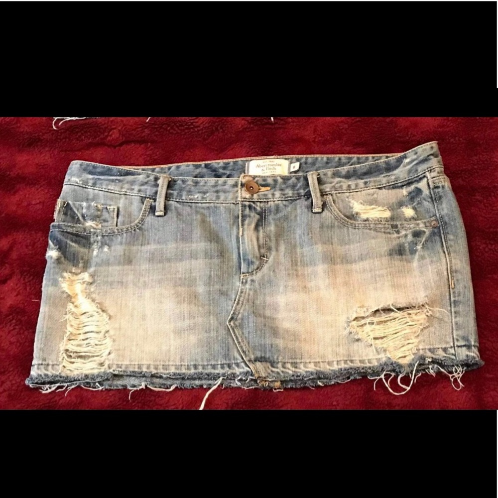Ladies/ juniors Abercrombie jeans skirts.
